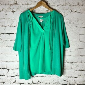 Women’s seafoam button up short sleeve cardigan and matching tank top